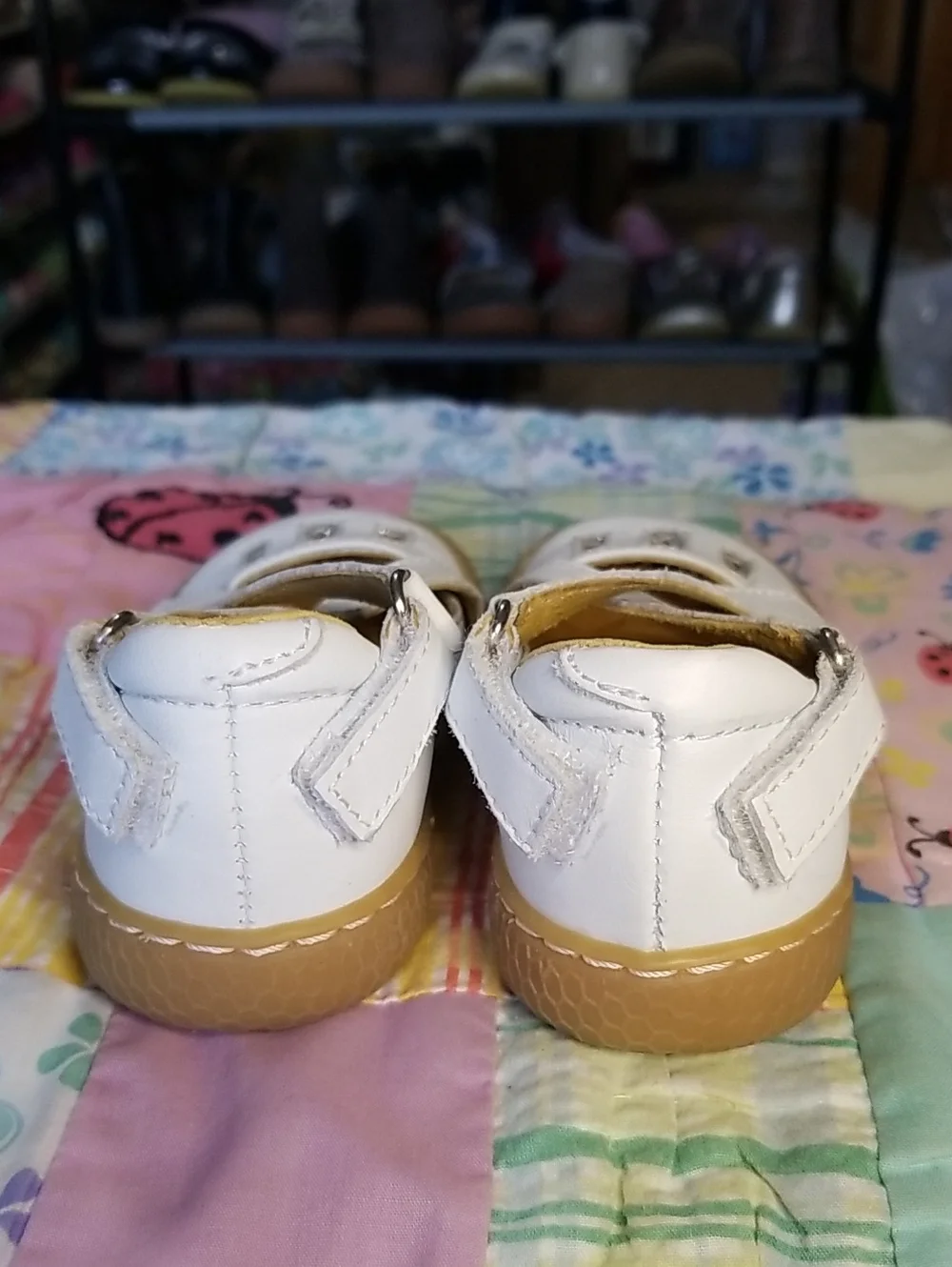 Livie & Luca White Leather Cross-Strap Girls' Walker Shoes Size 6 Luz